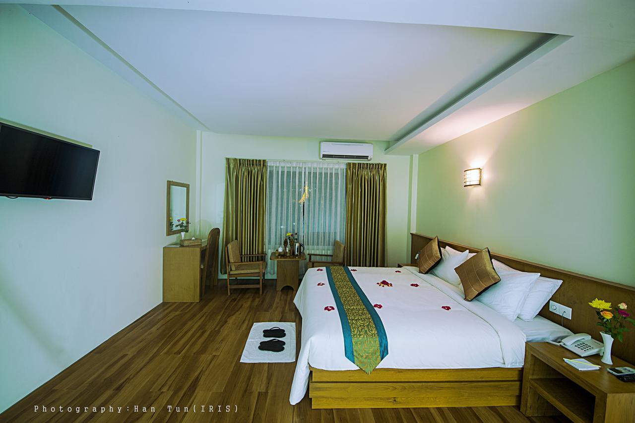 Ngwe Moe Hotel Mawlamyine Exteriér fotografie